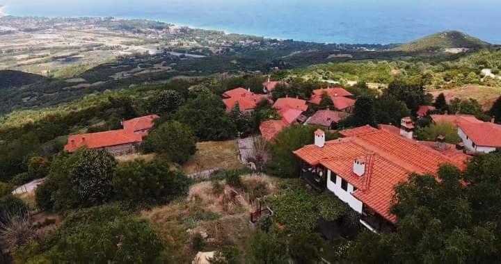 Traditional Guesthouse Erato Palaios Panteleimonas Exterior photo